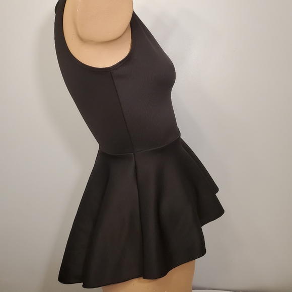 Flair Black Sleeveless Blouse - Picture 3 of 7
